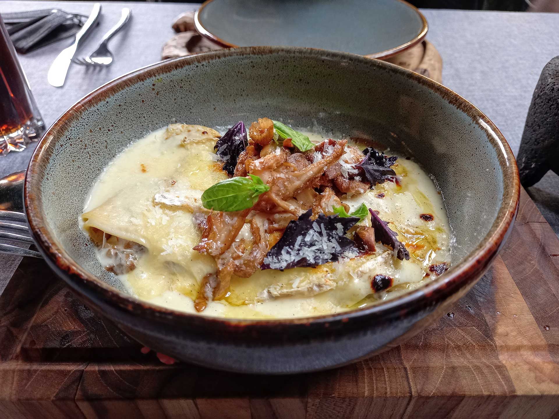 Cachava: un steakhouse que honra a las brasas