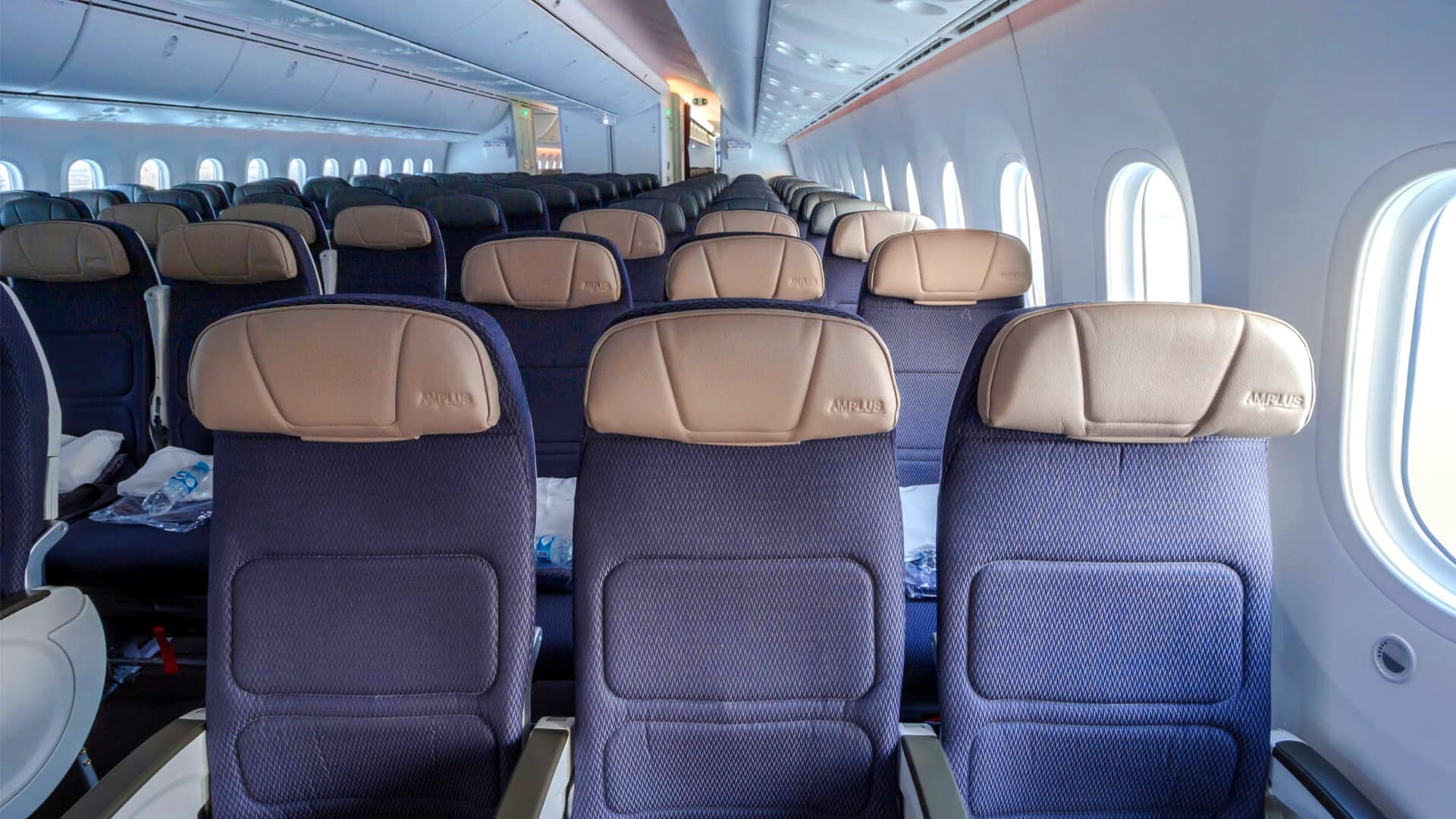 AM Plus: un solo asiento, muchas ventajas al volar